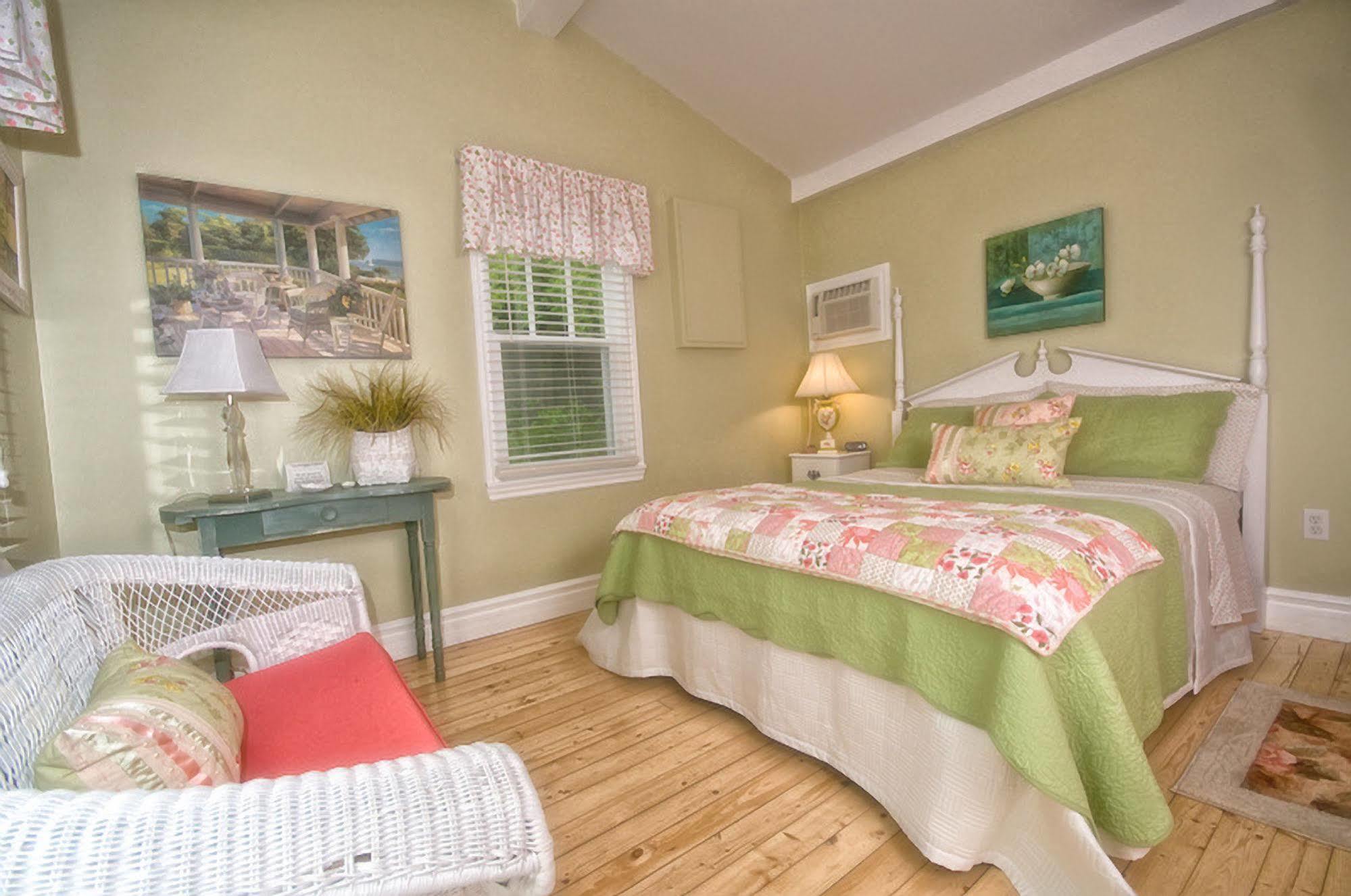 Telegraph House Motel 4*